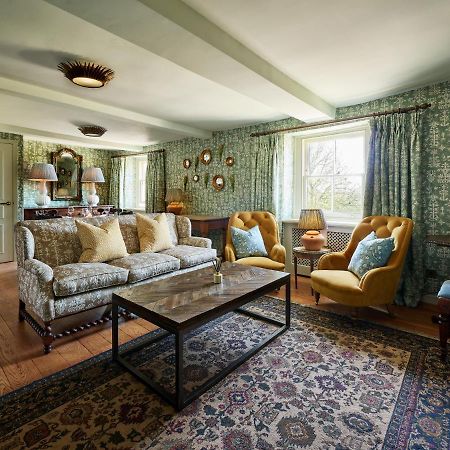Townhouse Suites- Abbey Row Malmesbury Extérieur photo