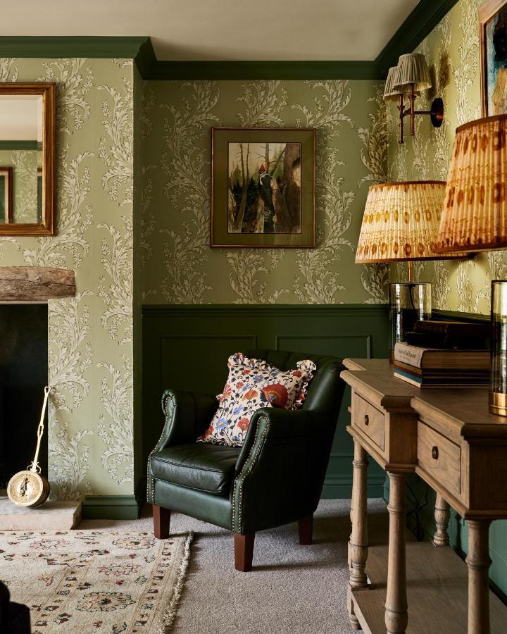Townhouse Suites- Abbey Row Malmesbury Extérieur photo